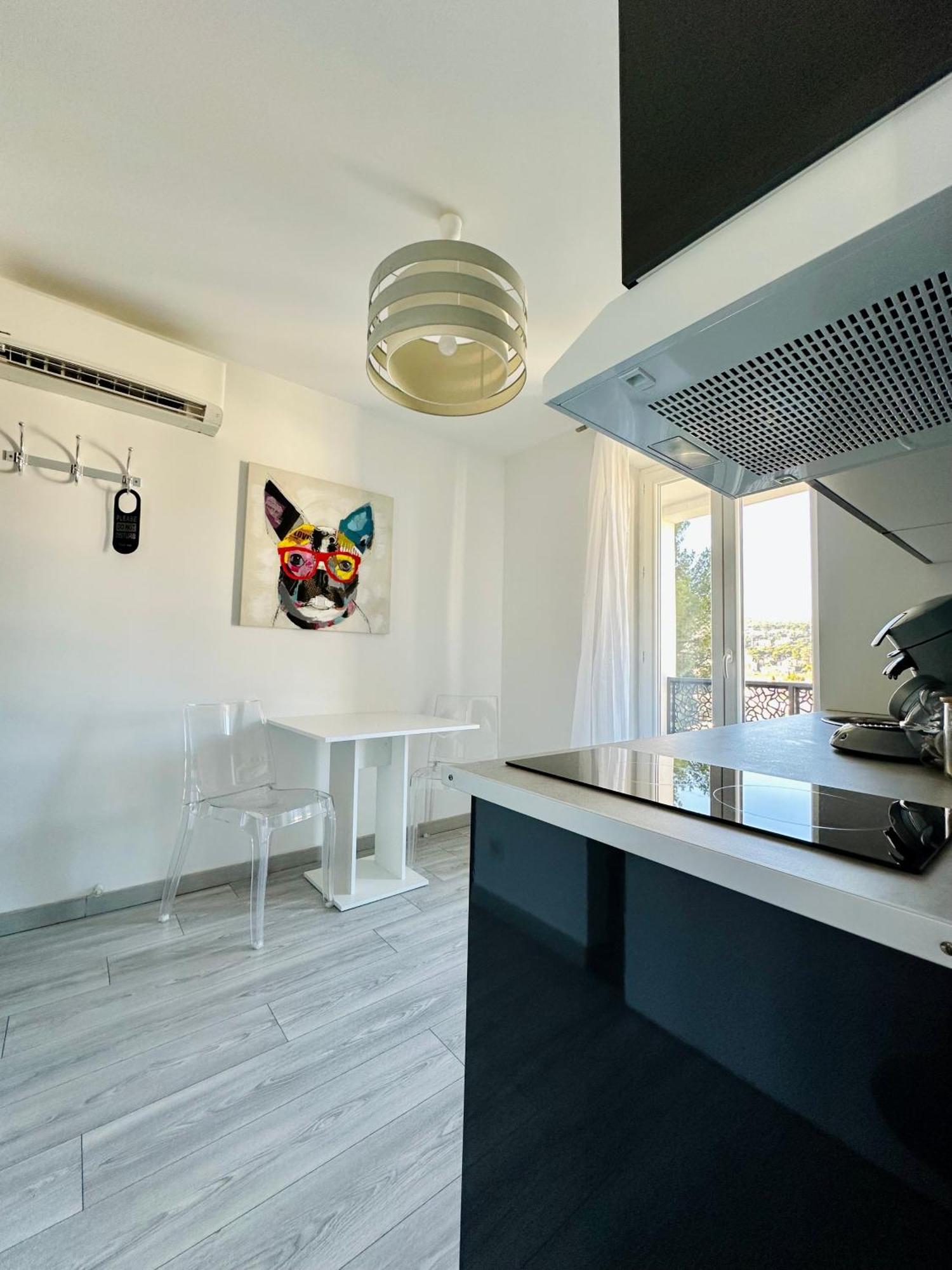 Hotel Et Le Maguy Cassis