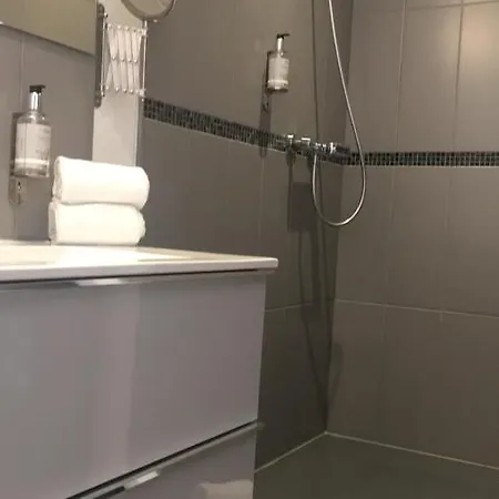 Hôtel et Appartement Le Maguy Cassis Extérieur photo