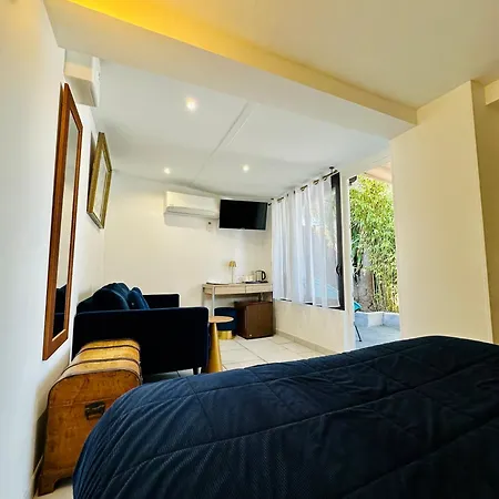 Hôtel et Appartement Le Maguy Cassis Extérieur photo
