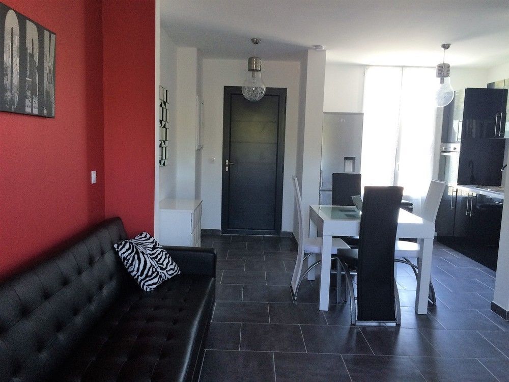 Hotel Hotel Eden Cassis - Centre-Ville- Piscine Chauffee, Jacuzzi Et Sauna - Parking Prive